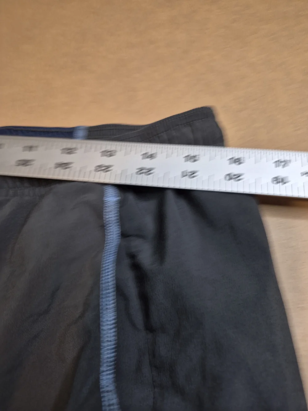 The North Face Men's Charcoal Shorts with Navy Accents 4560/7